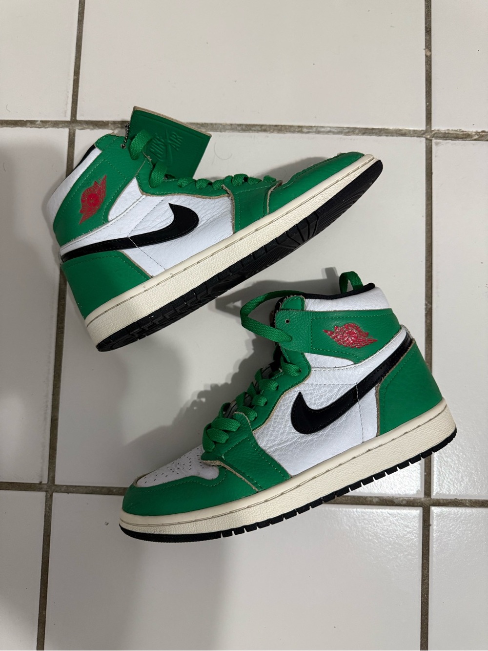 Nike Air Jordan 1 High Lucky Green Shoes size 6.5 Women’s